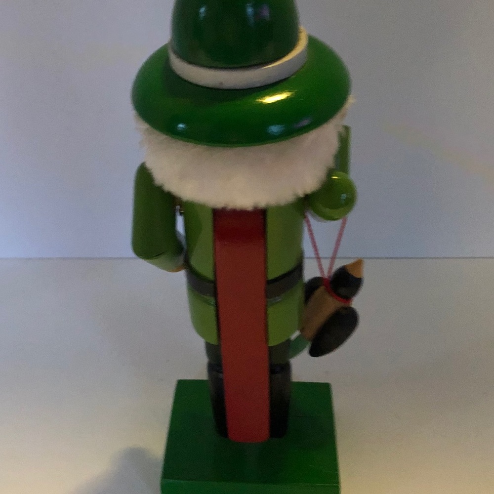 Nutcracker - Picture 4 of 6